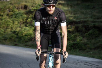 <h1>Free Aero Race Bib Shorts</h1><i>Doppio V construction in front for increased support and comfort</i>