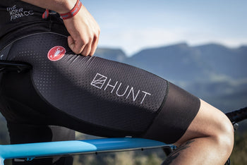 <h1>Free Aero Race Bib Shorts</h1><i>Vortex dimpled fabric on legs for aero performance</i>