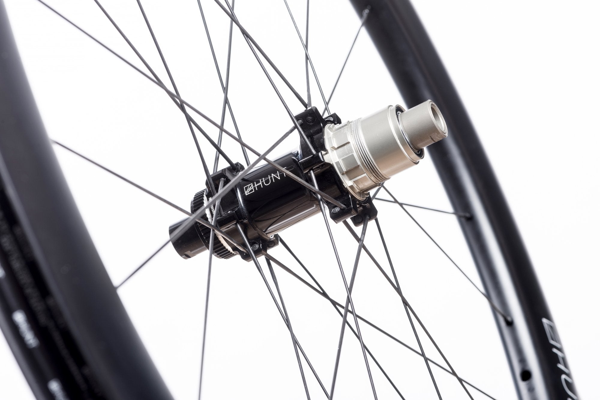 <h1>Freehub Body</h1><i>Featuring a 3 multi-point pawls with 3 teeth each and a 48 tooth ratchet ring results in an impressively low 7.5 degree engagement angle and excellent resistance to wear under heavy loads. The Sprint freehub has strong individual pawl springs which engage quicker. There is also a Steel Spline Insert re-enforcement to provide excellent durability against cassette sprocket damage often seen on standard alloy freehub bodies.</i>