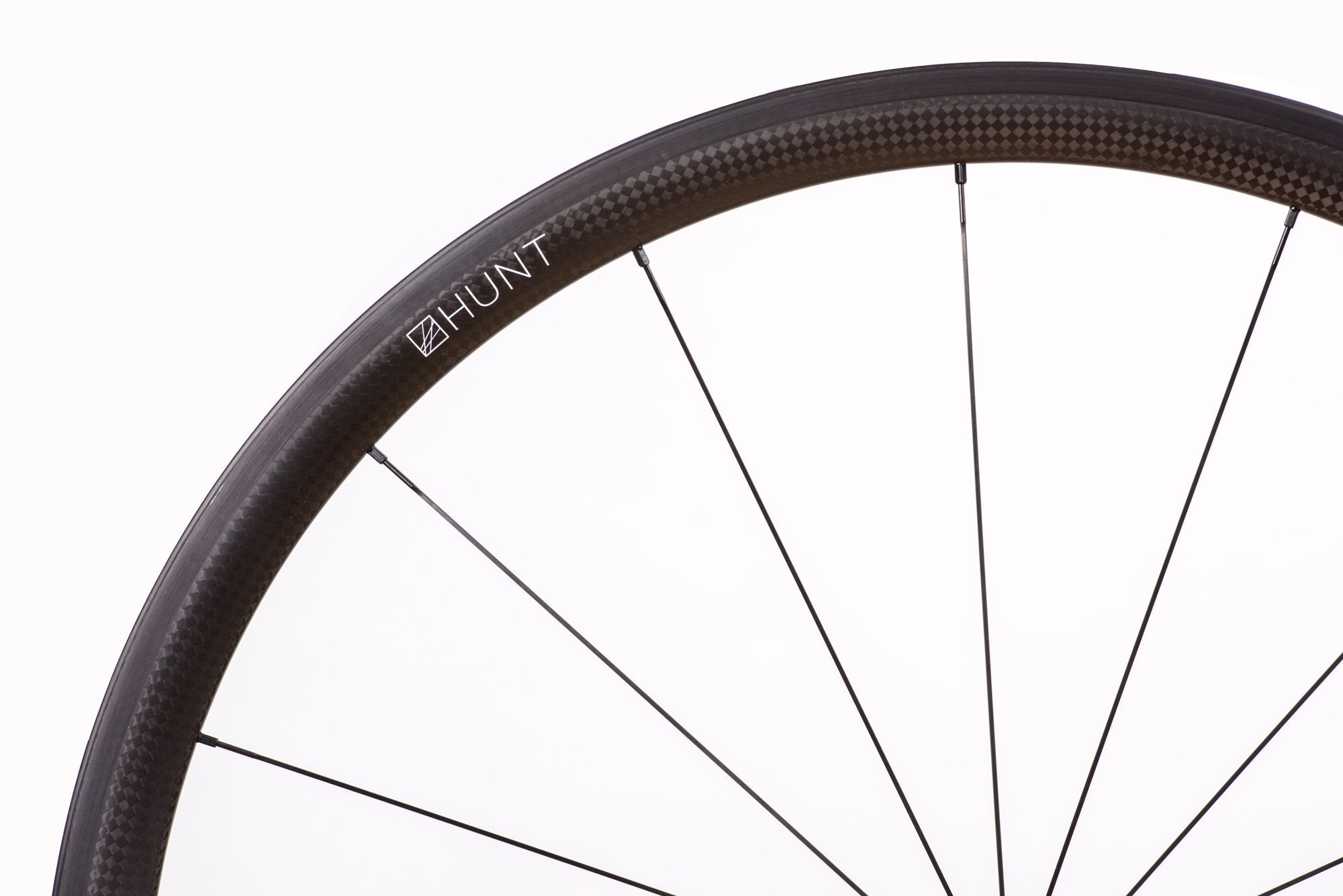 <h1>Spokes</h1><i>We chose the top-of-the-range Pillar Spoke Megalite Bladed models. These butted blade aero spokes are lighter and provide a greater degree of elasticity to maintain tensions longer and add fatigue resistance. PSR spokes feature the 2.2 width at the head providing more material in this high stress area. Nipples are 14mm alloy, anodized and come with a hex head so you can achieve precise tensioning. Combining components well is key which is why all Hunt wheels are hand-built.</i>