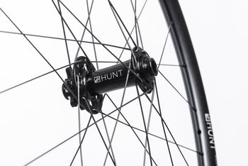 <h1>Front Hub</h1><i>Suited to match the needs of the modern trail bike rider. Featuring durable bearings and 7075-T6 series alloy axles to increase stiffness. These hubs have been selected based on their ability to perform on the most aggressive trails. </i>